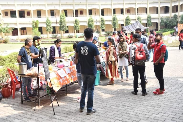 Krishna’s Vikash Institute of Pharmaceutical Sciences and Research Raipur TEDx photo 12